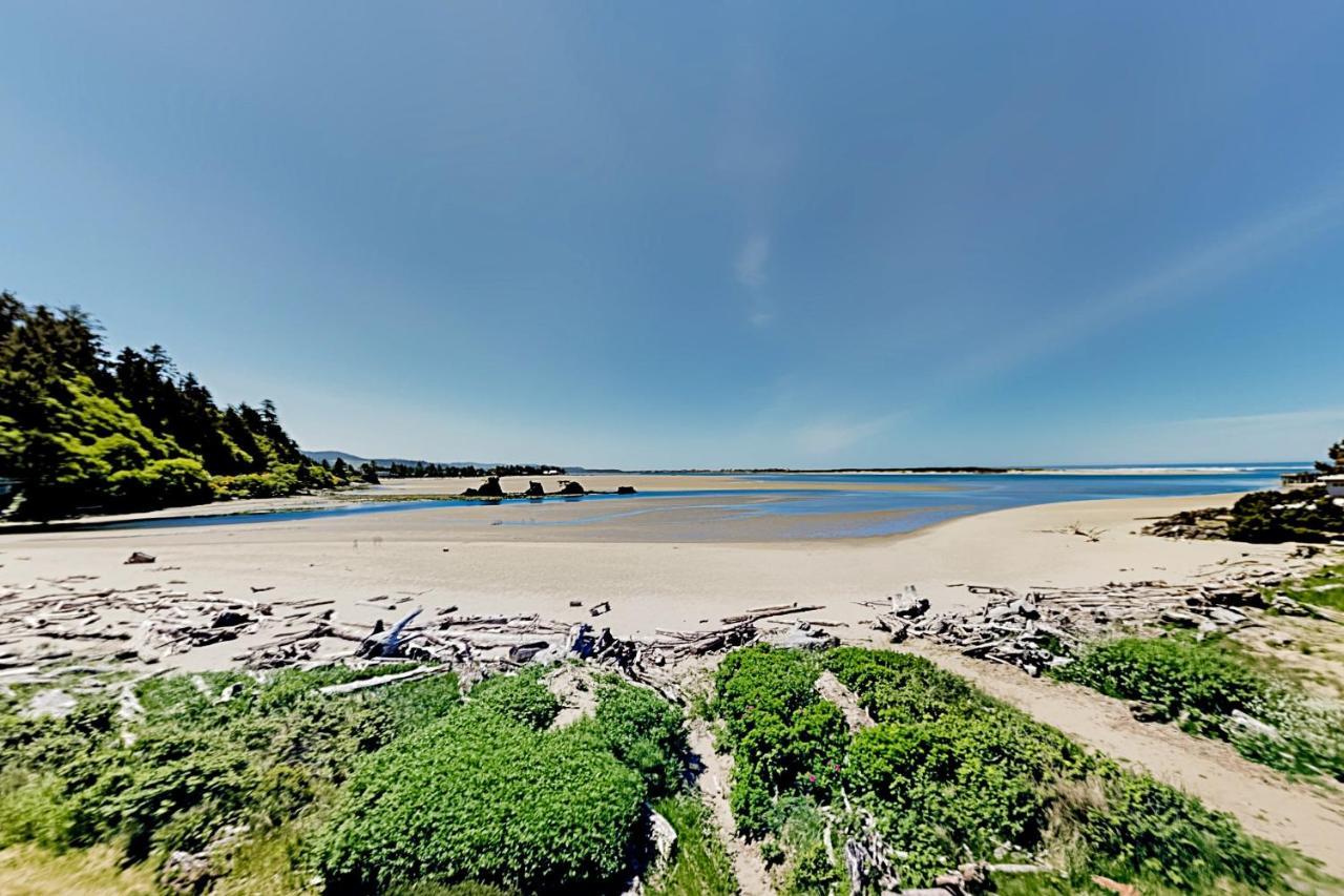 New Listing! Bay-View Beauty w/ Private Balcony condo Lincoln City Zewnętrze zdjęcie
